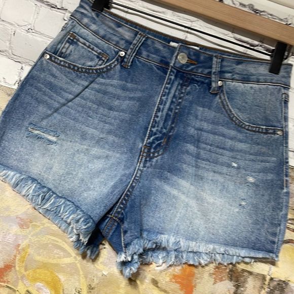 Sky and Sparrow Distressed Denim Short - Picture 4 of 16